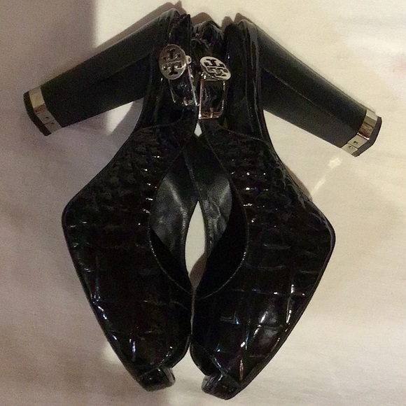 Vintage-circa 1980’s Tory Burch peep toe heels - Picture 4 of 6